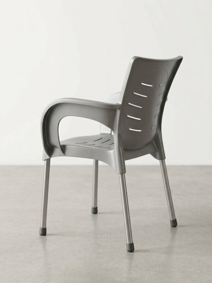 4Star Relaxo Premium Plastic Armchair with Strong Metal Legs | Indoor & Outdoor Chair